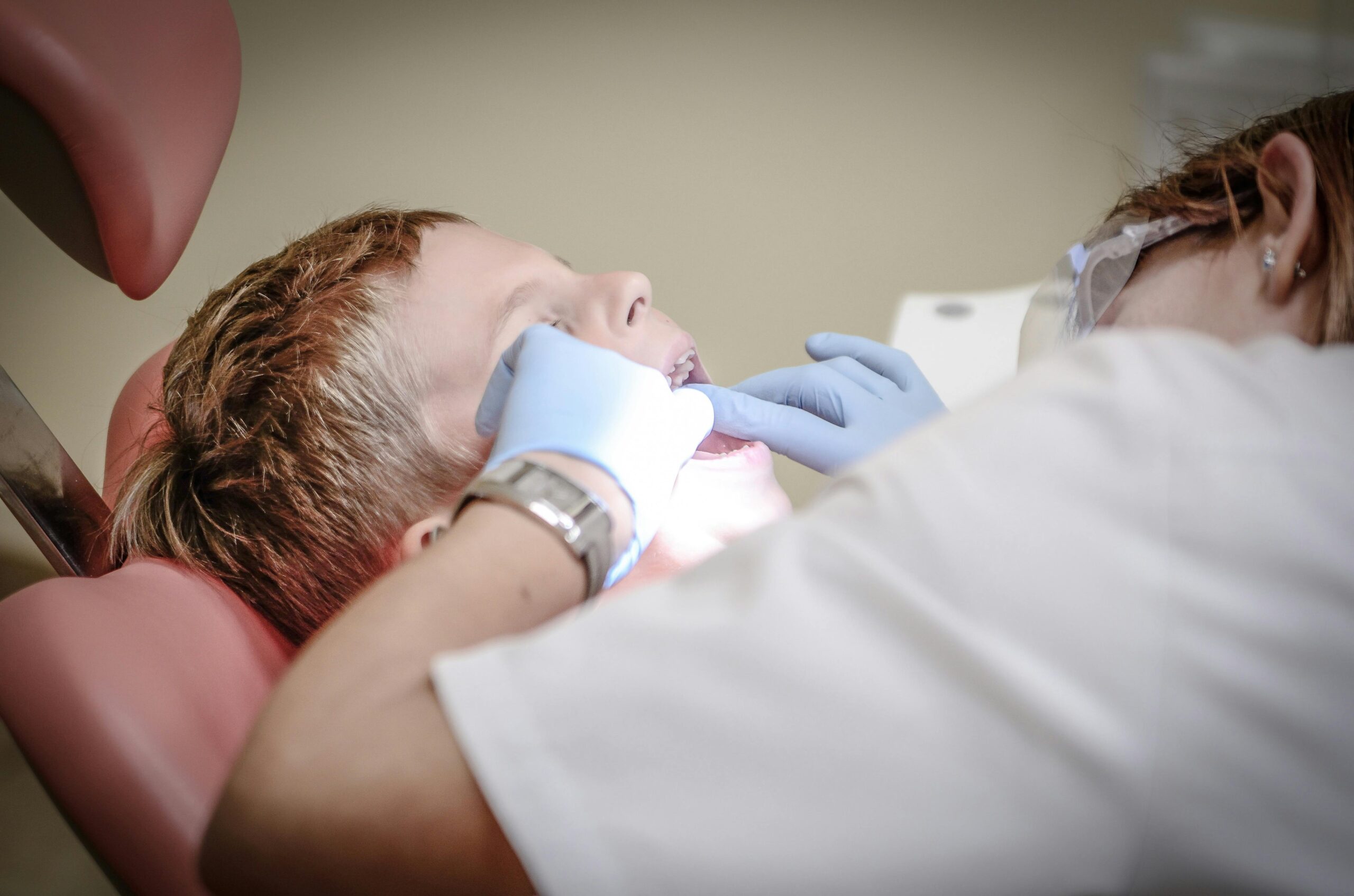 Cuidado Dental en Ausencia de un Dentista